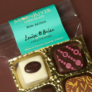MoonRiver Chocolate – Print Design